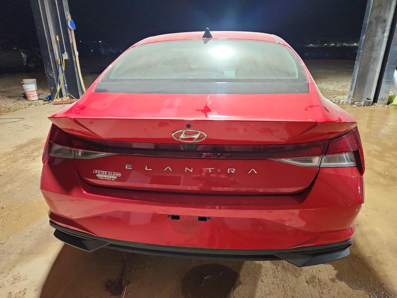 2022 HYUNDAI ELANTRA SEL photo 11