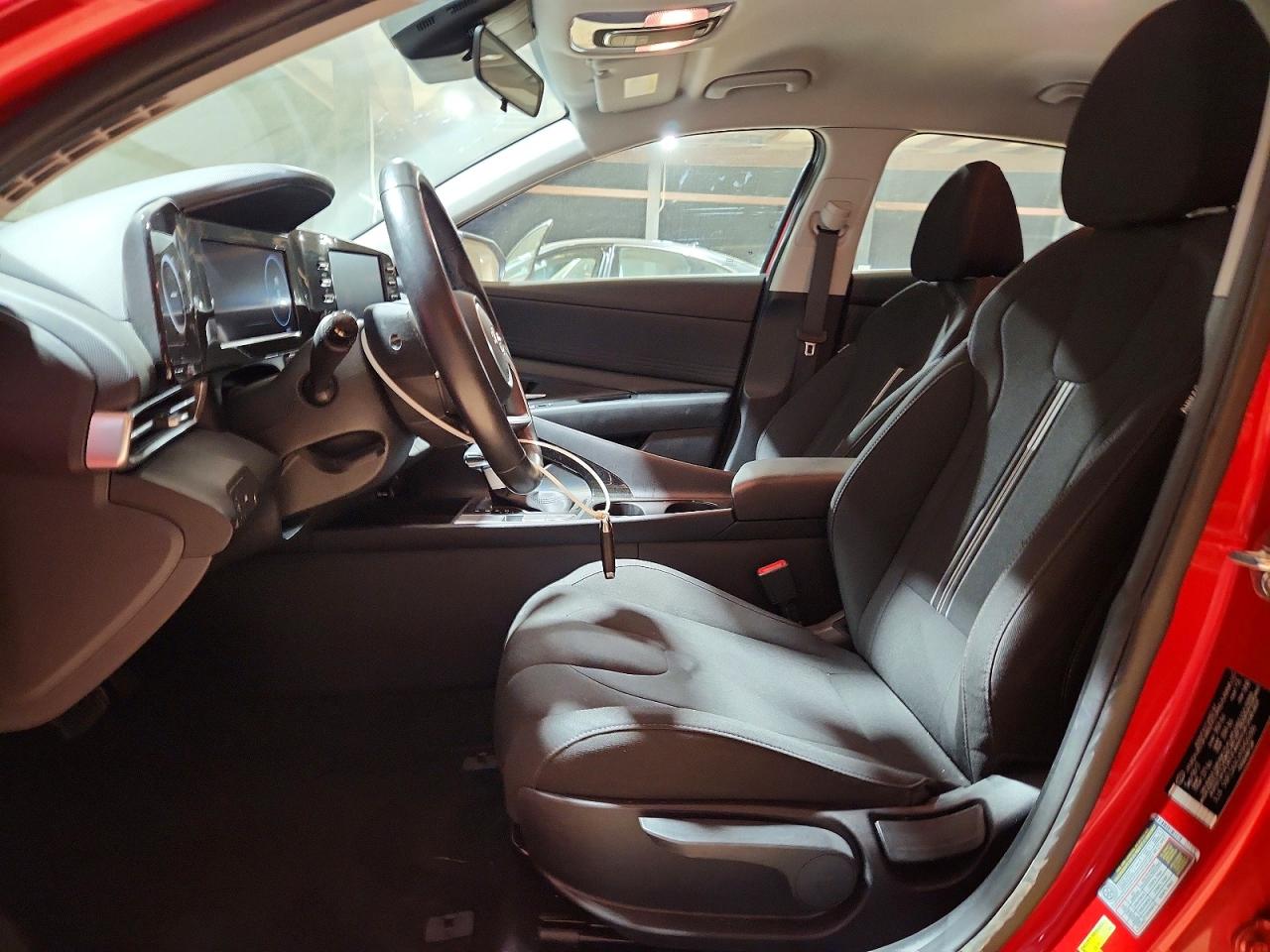 2022 HYUNDAI ELANTRA SEL photo 13