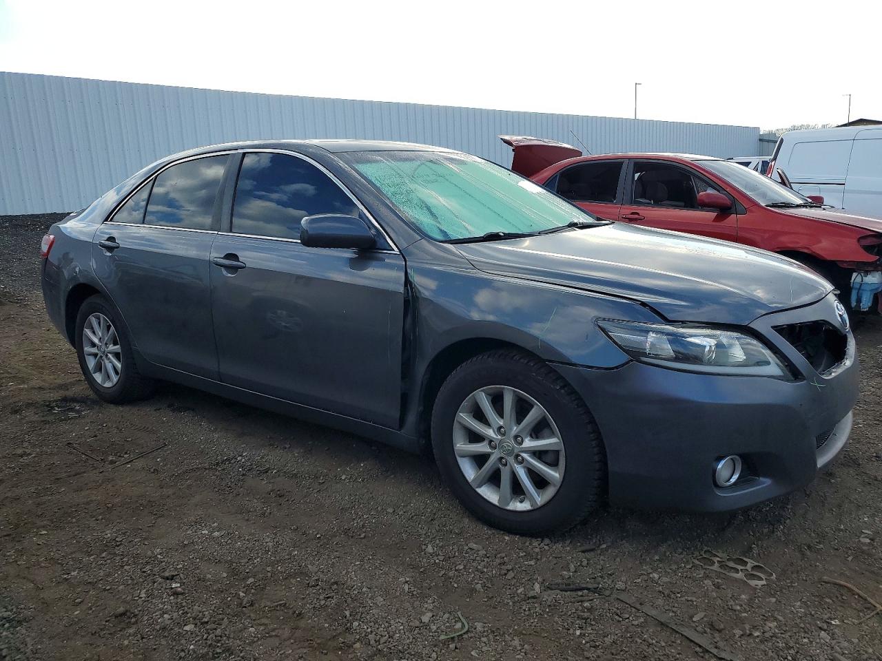 2011 TOYOTA CAMRY BASE photo 4