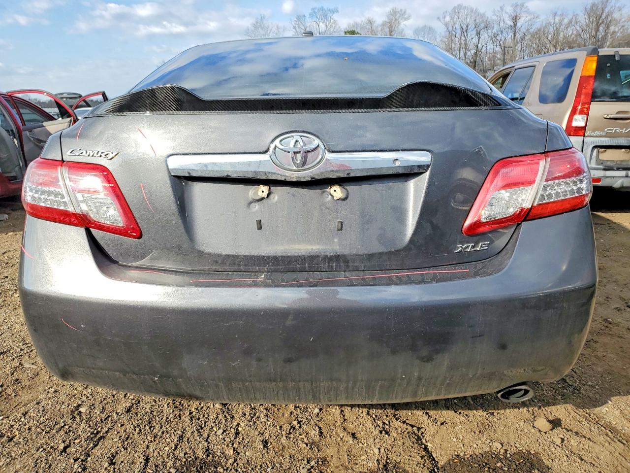 2011 TOYOTA CAMRY BASE photo 6