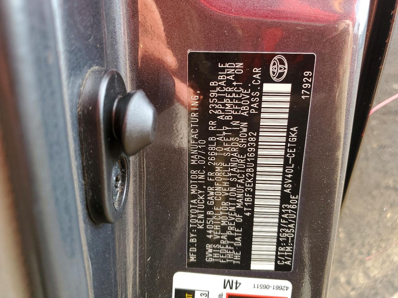 2011 TOYOTA CAMRY BASE photo 12