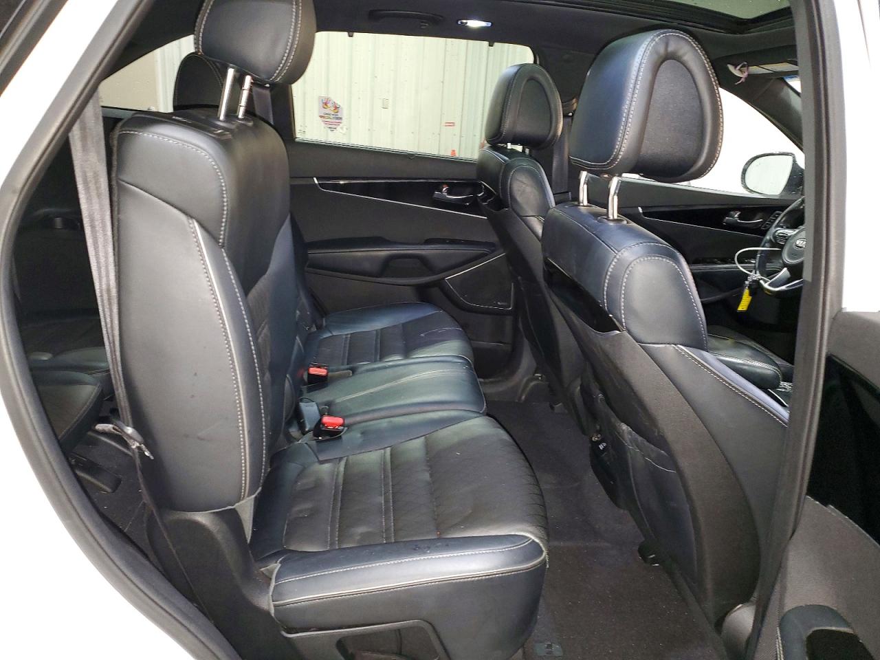 2016 KIA SORENTO SX photo 11