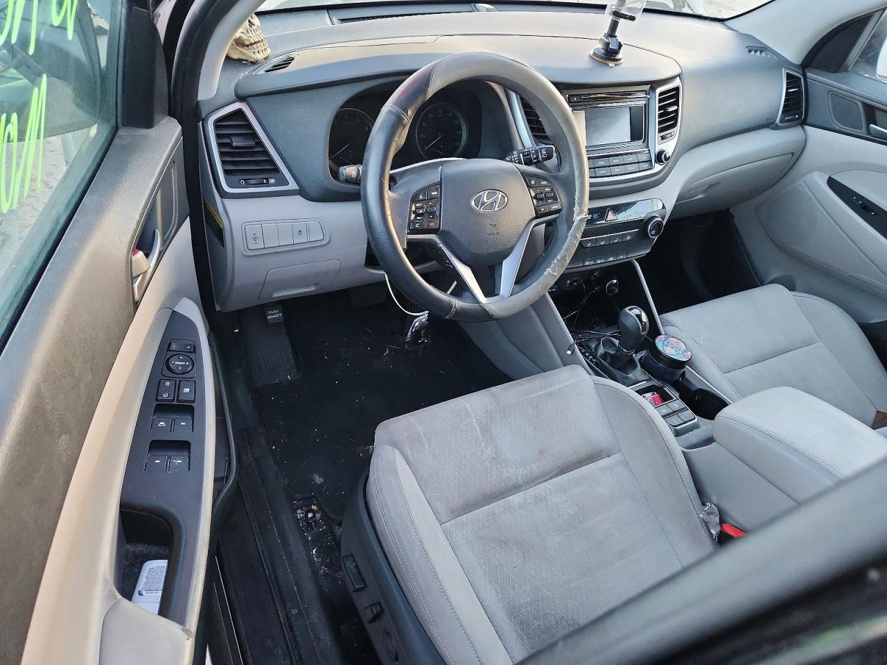 2017 HYUNDAI TUCSON LIMITED photo 8