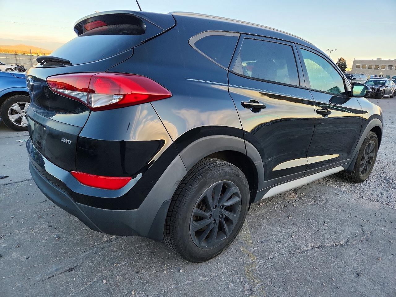 2017 HYUNDAI TUCSON LIMITED photo 3