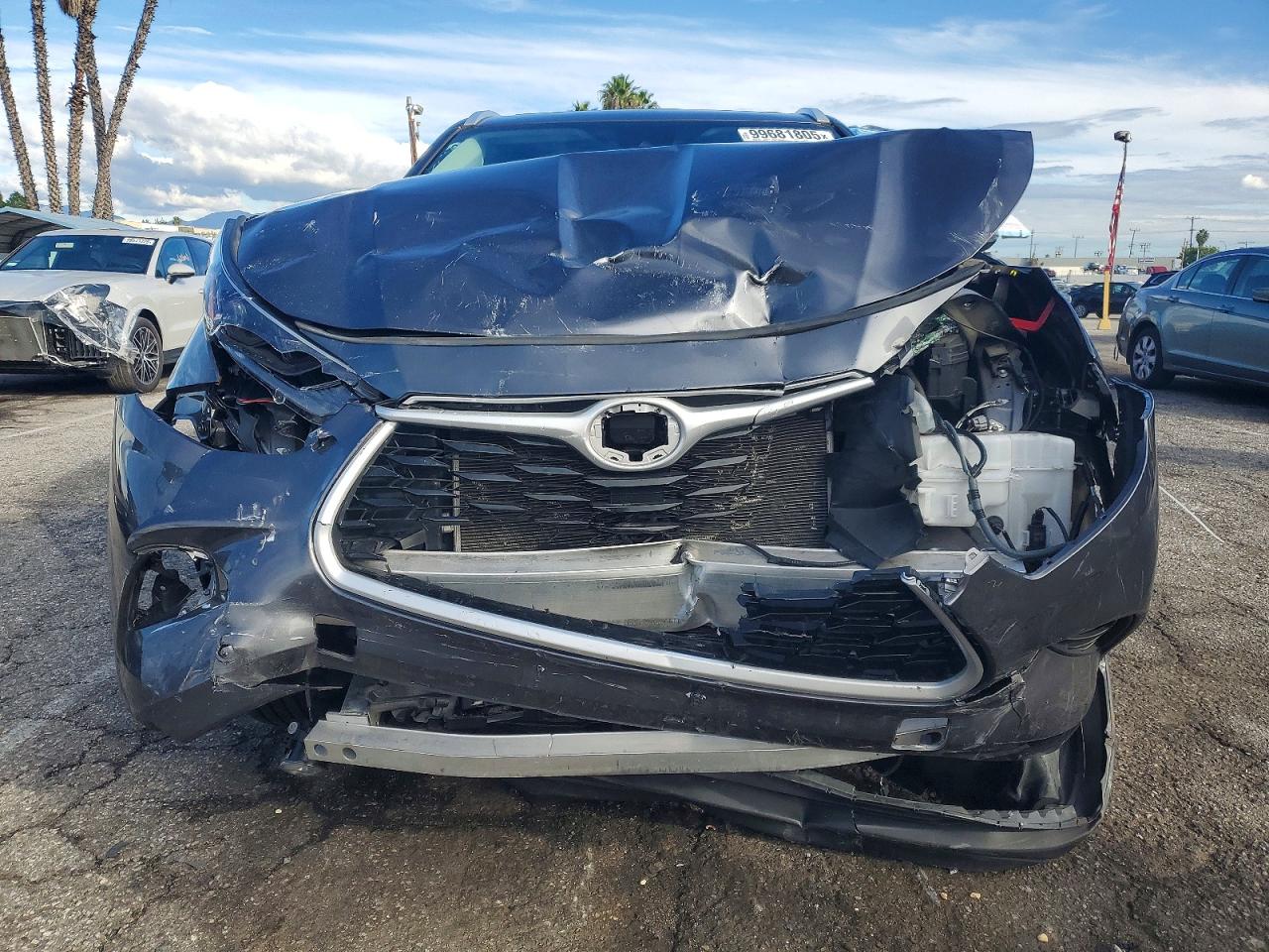 2023 TOYOTA HIGHLANDER L photo 5