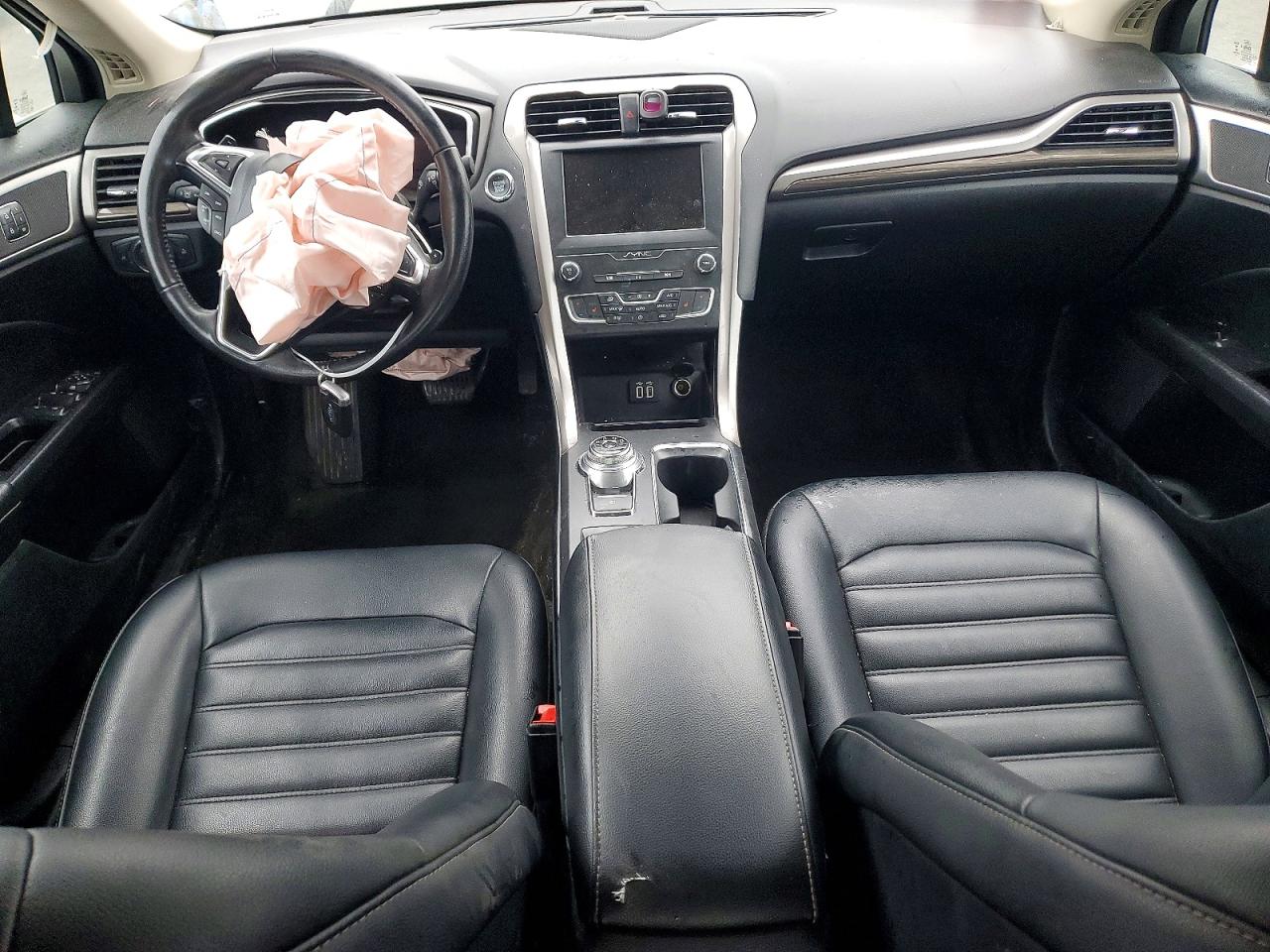 2019 FORD FUSION SEL photo 8