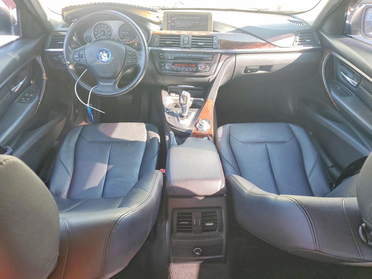 2013 BMW 328 XI SULEV photo 8
