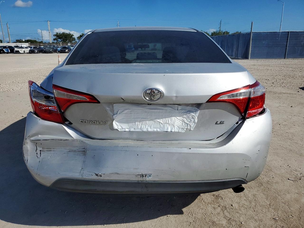 2015 TOYOTA COROLLA L photo 6