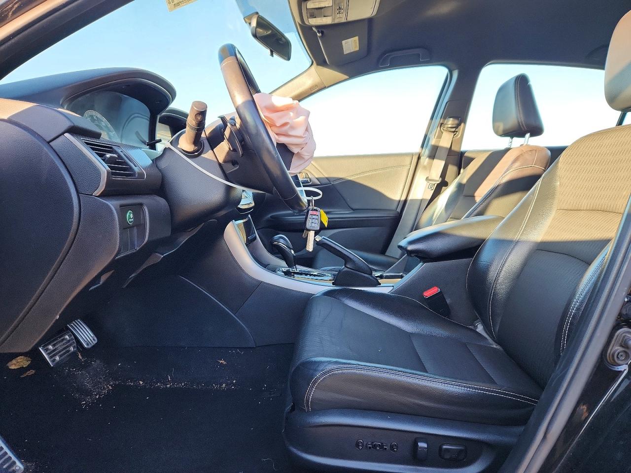 2016 HONDA ACCORD SPORT photo 7