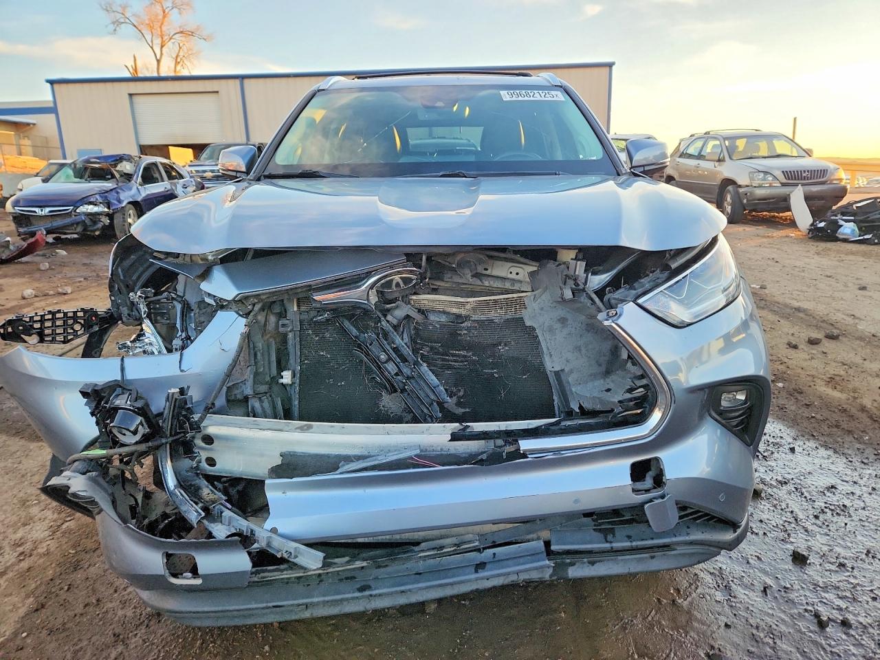 2020 TOYOTA HIGHLANDER LIMITED photo 5