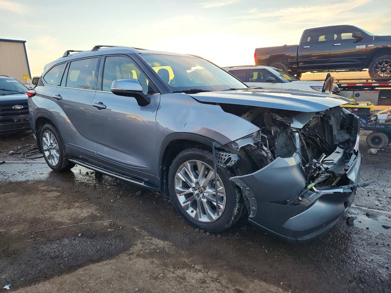 2020 TOYOTA HIGHLANDER LIMITED photo 4