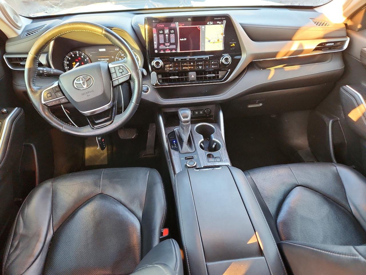 2020 TOYOTA HIGHLANDER LIMITED photo 8