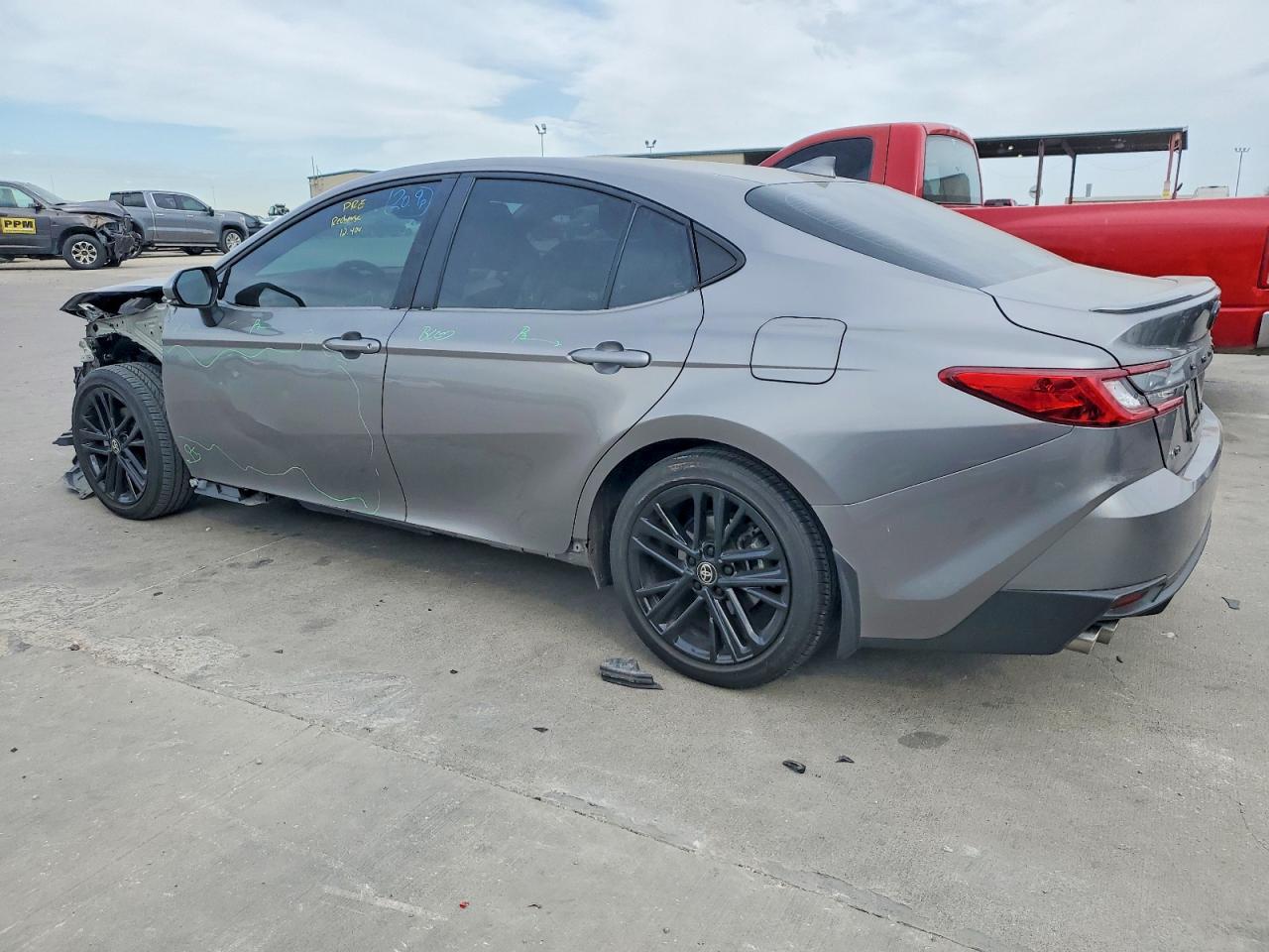 2025 TOYOTA CAMRY XSE photo 3