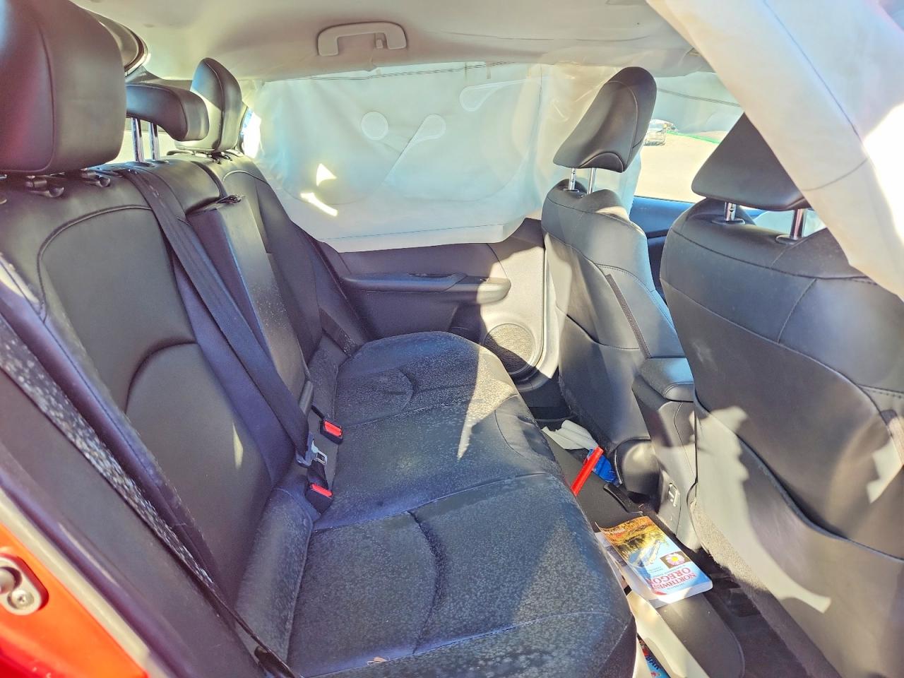 2018 TOYOTA PRIUS photo 11