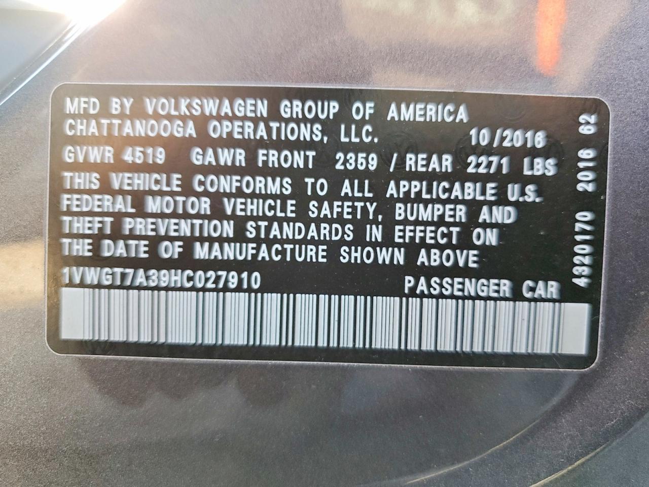 2017 VOLKSWAGEN PASSAT SE photo 13