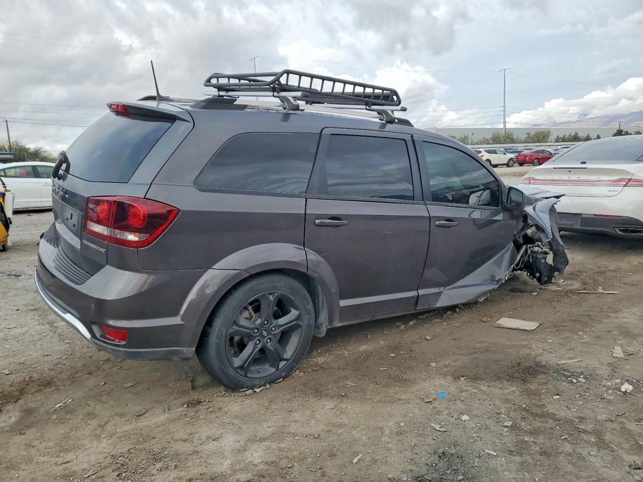 2018 DODGE JOURNEY CROSSROAD photo 3