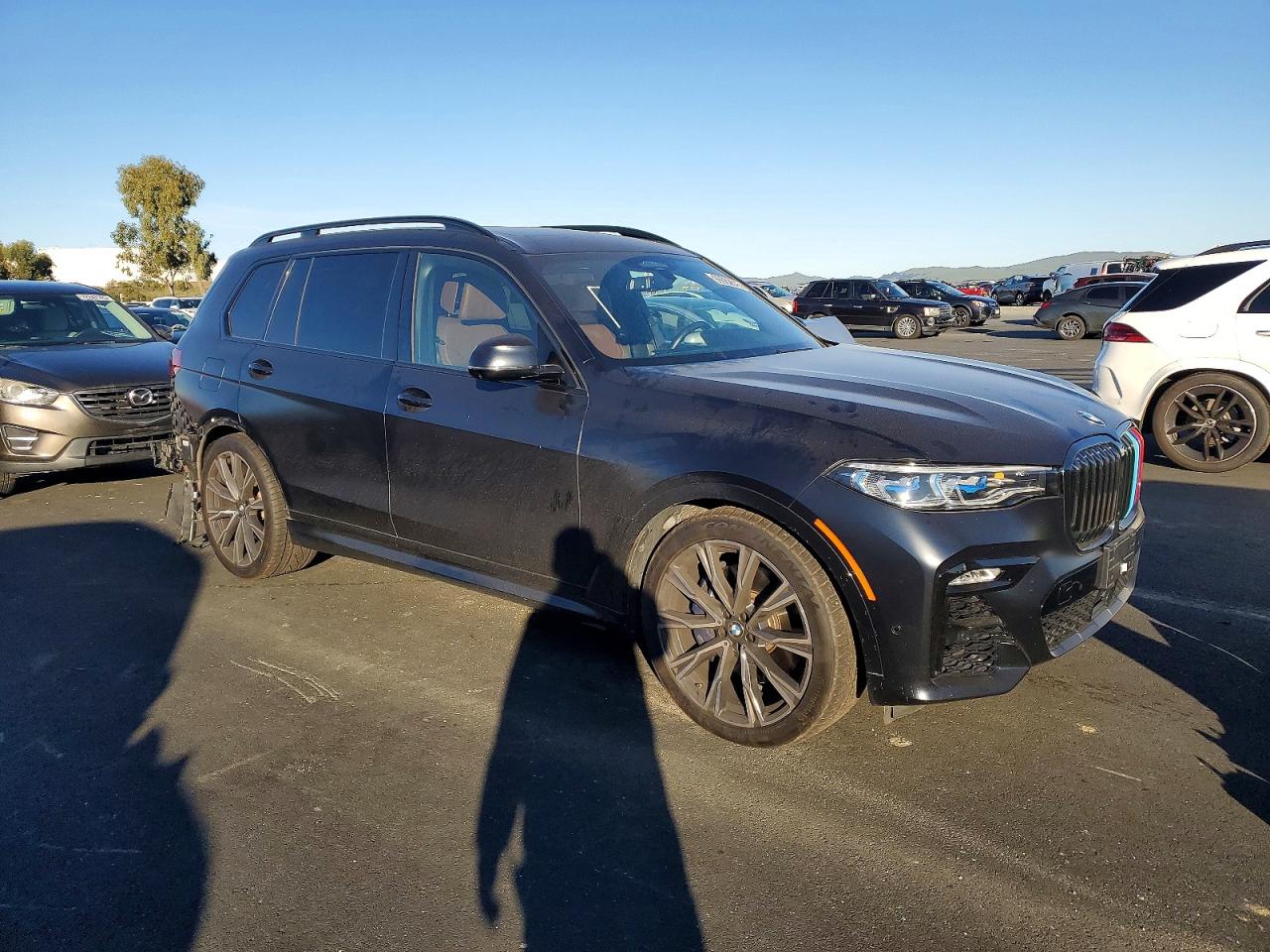 2022 BMW X7 M50I photo 4