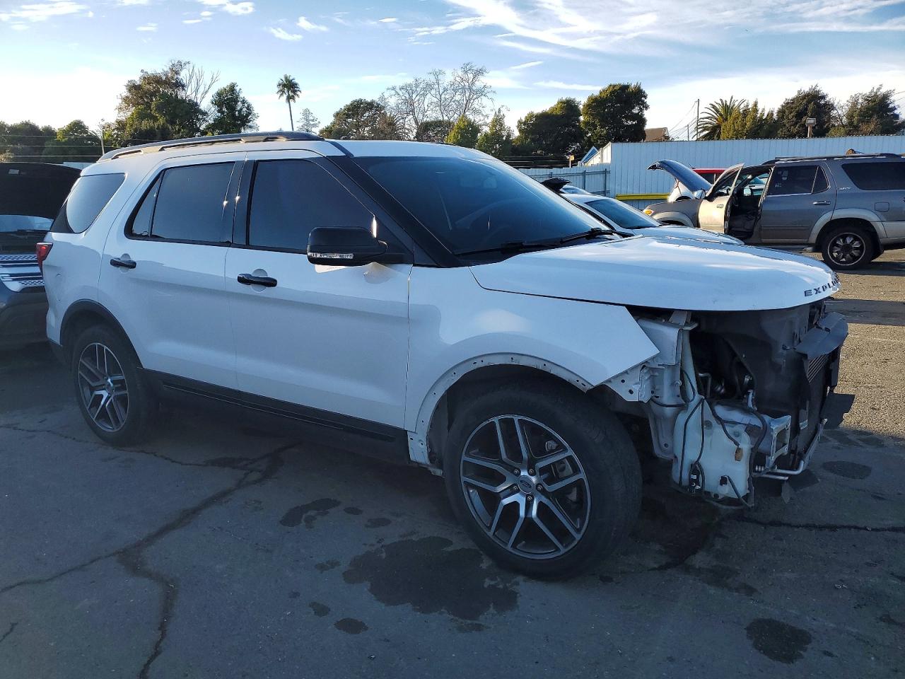 2017 FORD EXPLORER SPORT photo 4