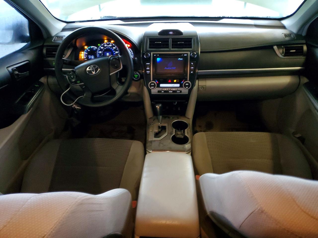 2013 TOYOTA CAMRY HYBRID photo 8