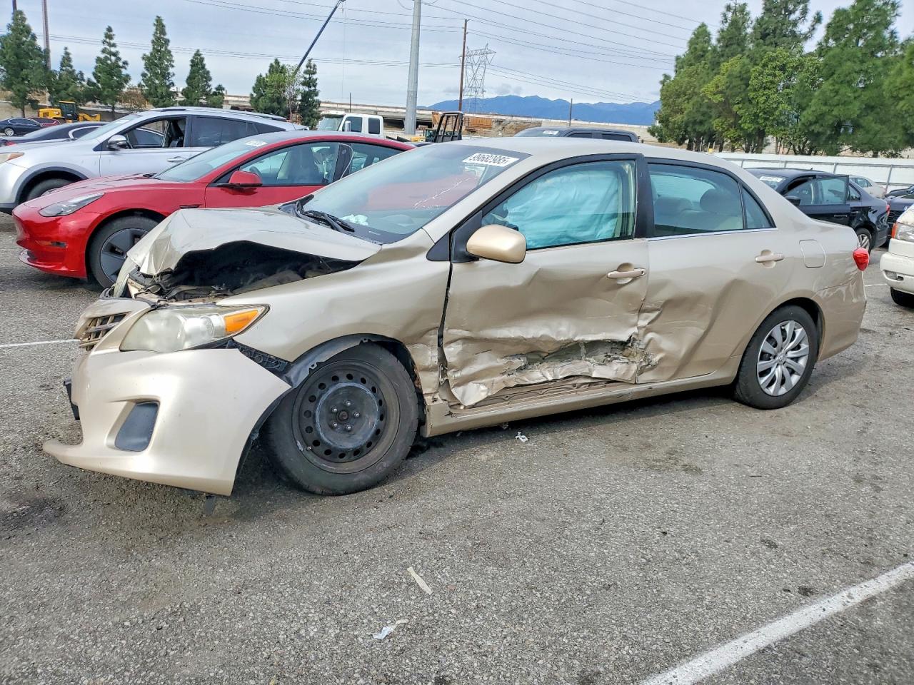 2013 TOYOTA COROLLA