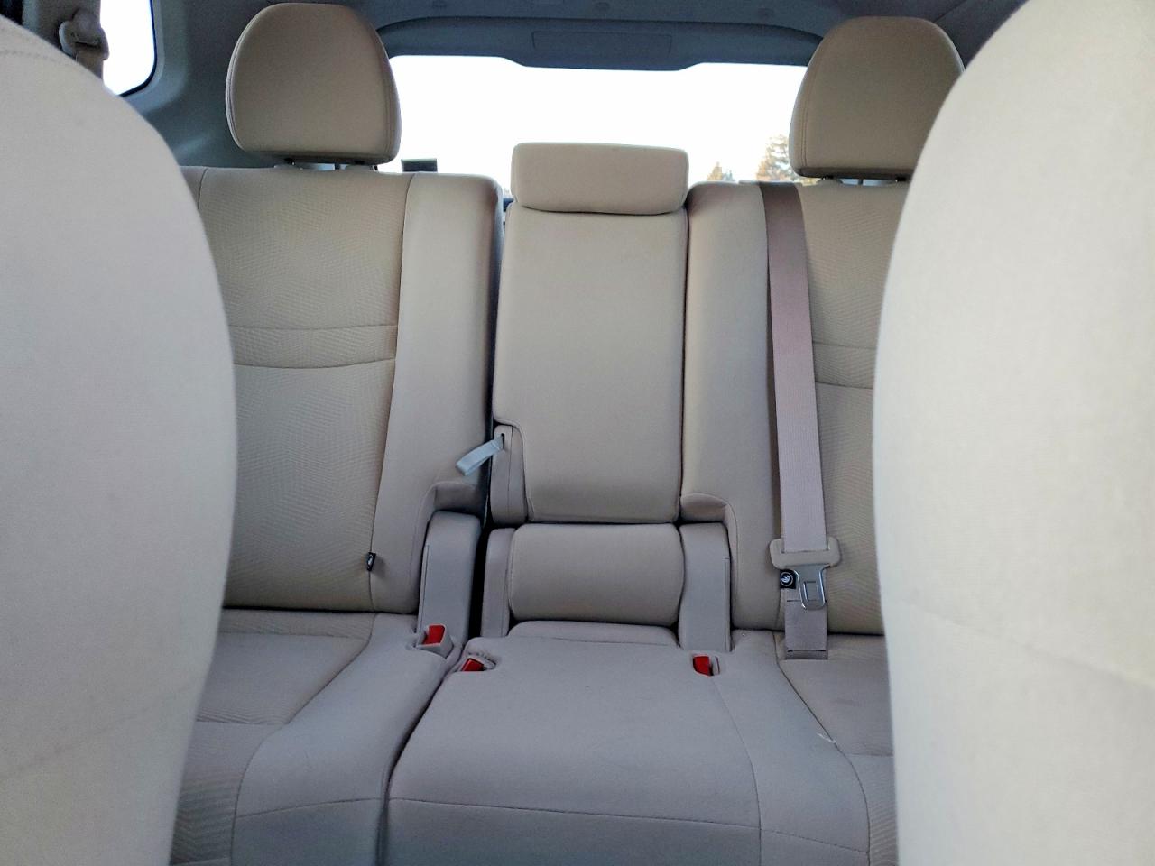 2016 NISSAN ROGUE S photo 10
