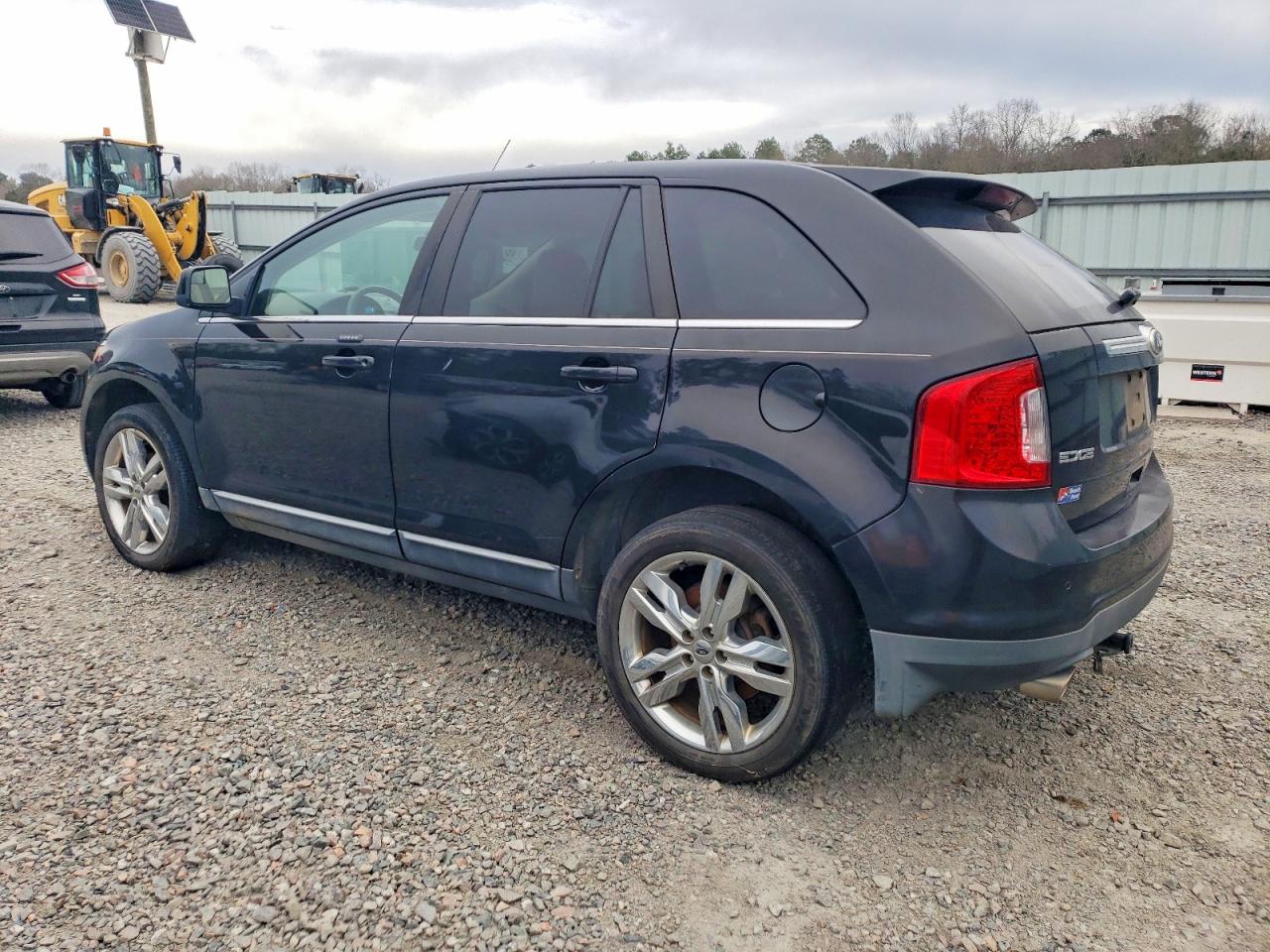2011 FORD EDGE LIMITED photo 2