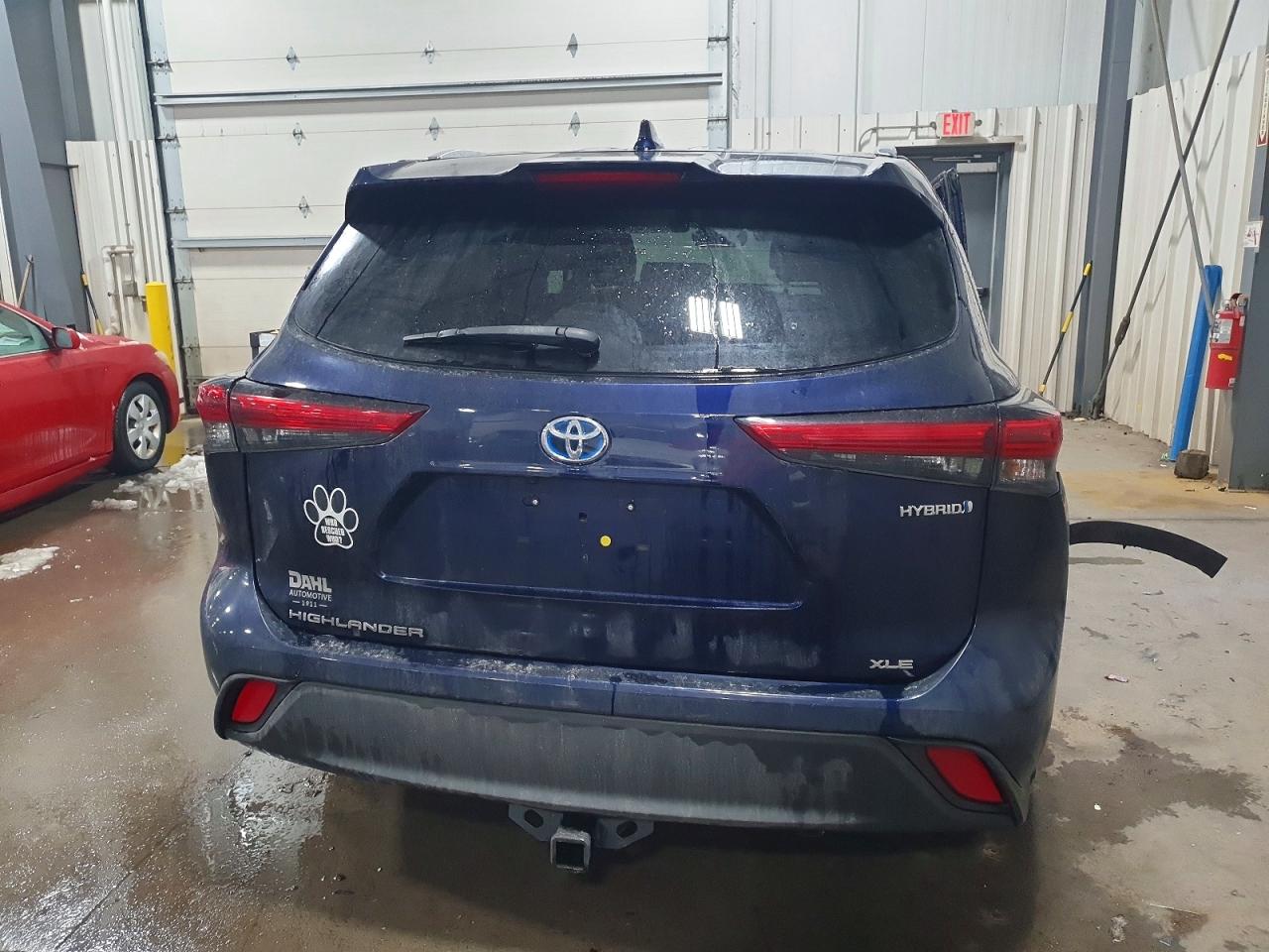 2021 TOYOTA HIGHLANDER HYBRID XLE photo 6