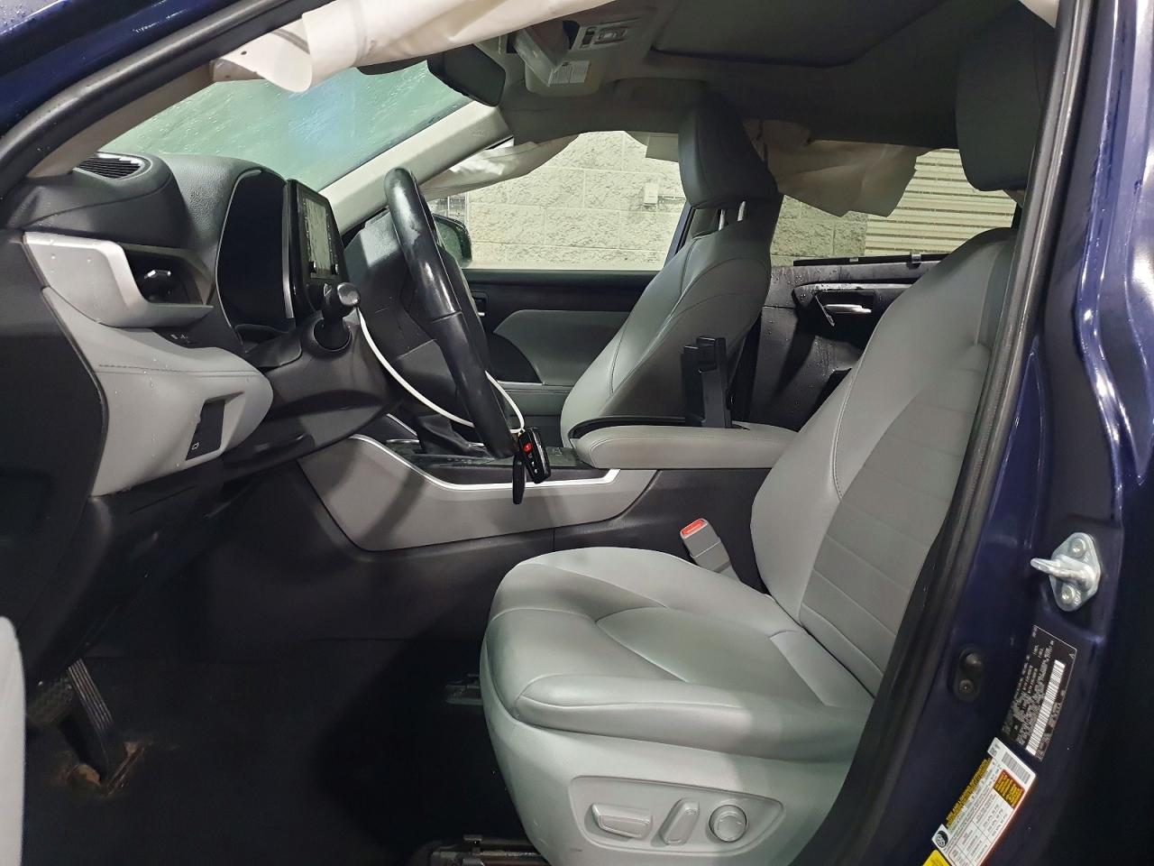 2021 TOYOTA HIGHLANDER HYBRID XLE photo 7