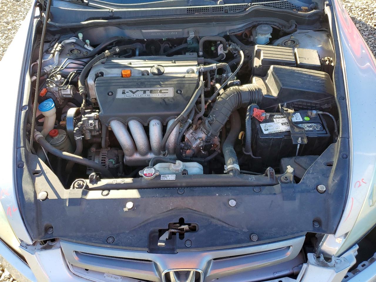 2004 HONDA ACCORD DX photo 11