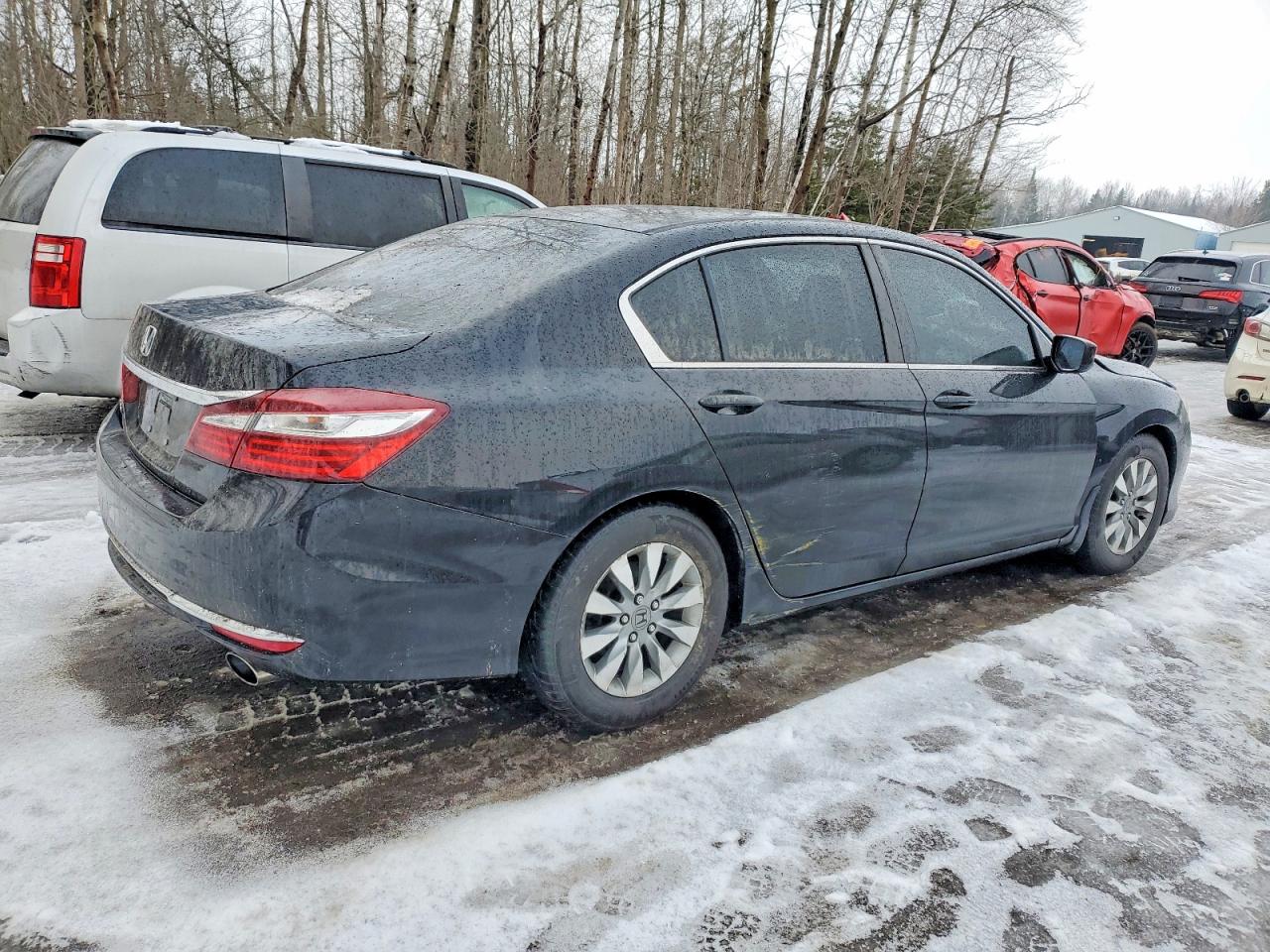 2017 HONDA ACCORD LX photo 3