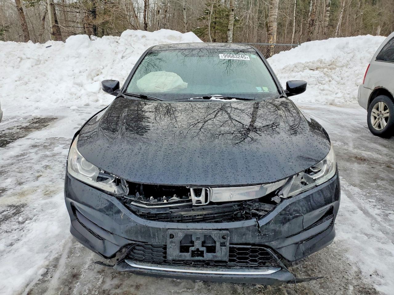 2017 HONDA ACCORD LX photo 5
