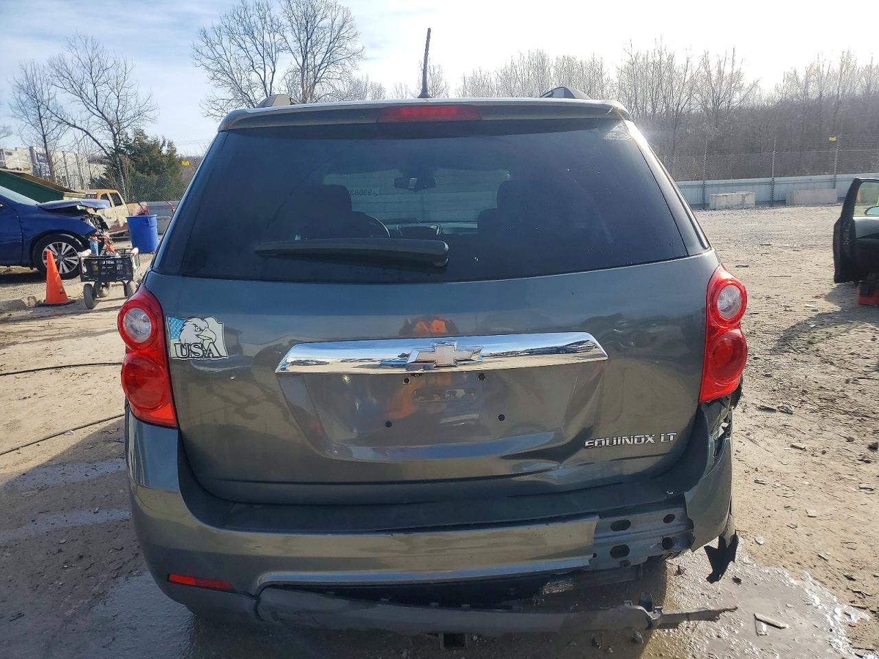 2013 CHEVROLET EQUINOX LT photo 6