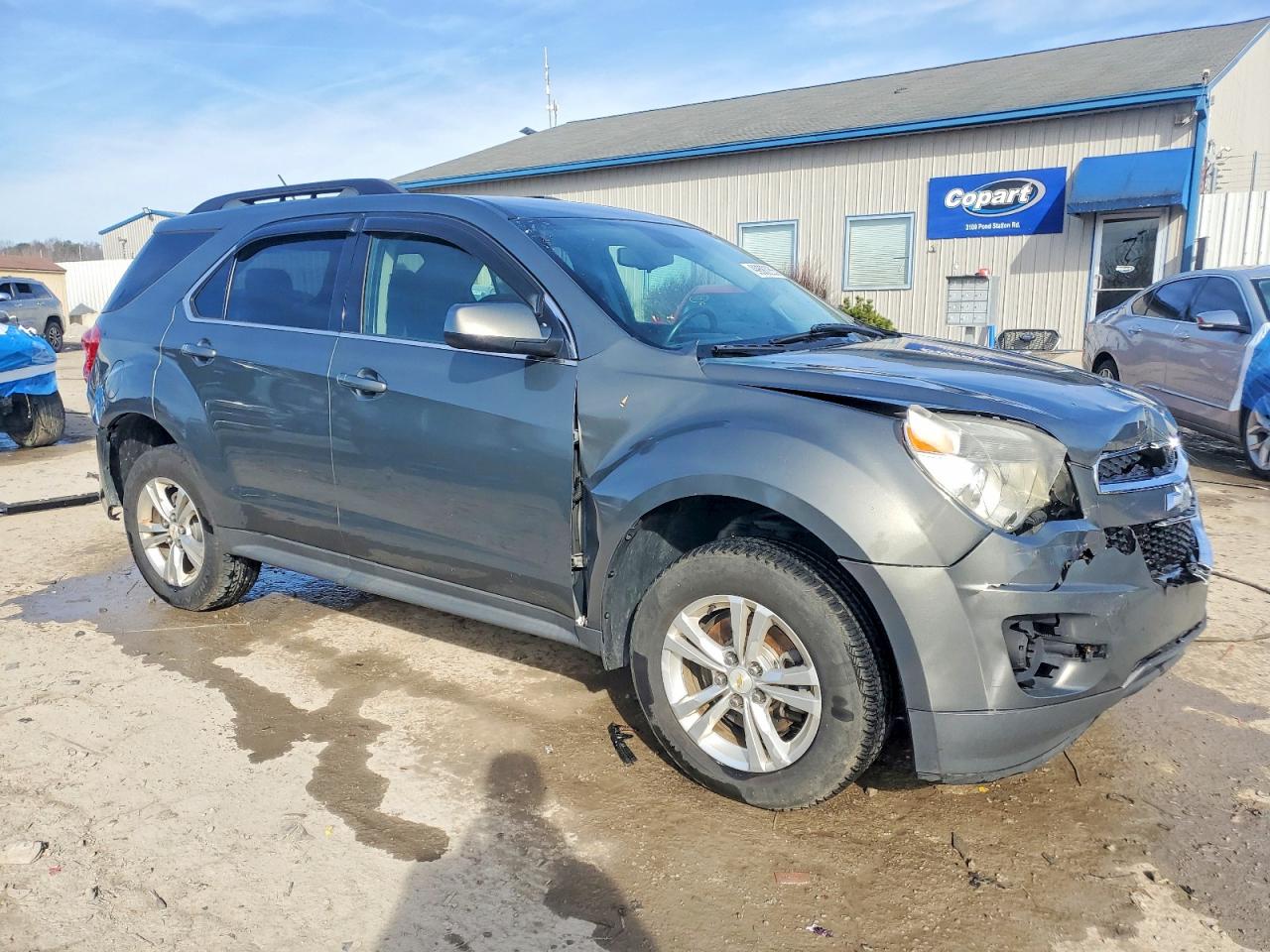 2013 CHEVROLET EQUINOX LT photo 4