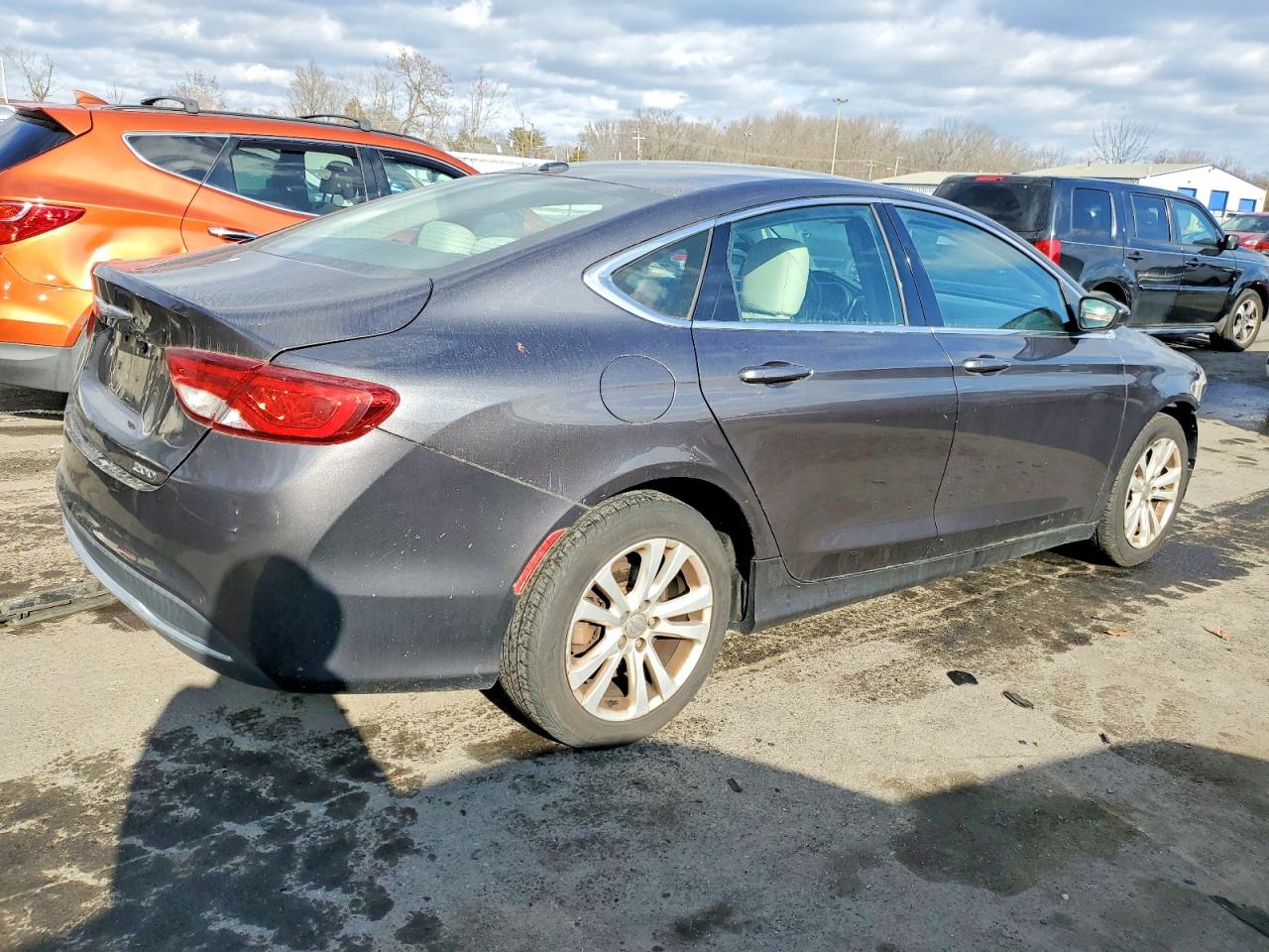 2015 CHRYSLER 200 LIMITED photo 3