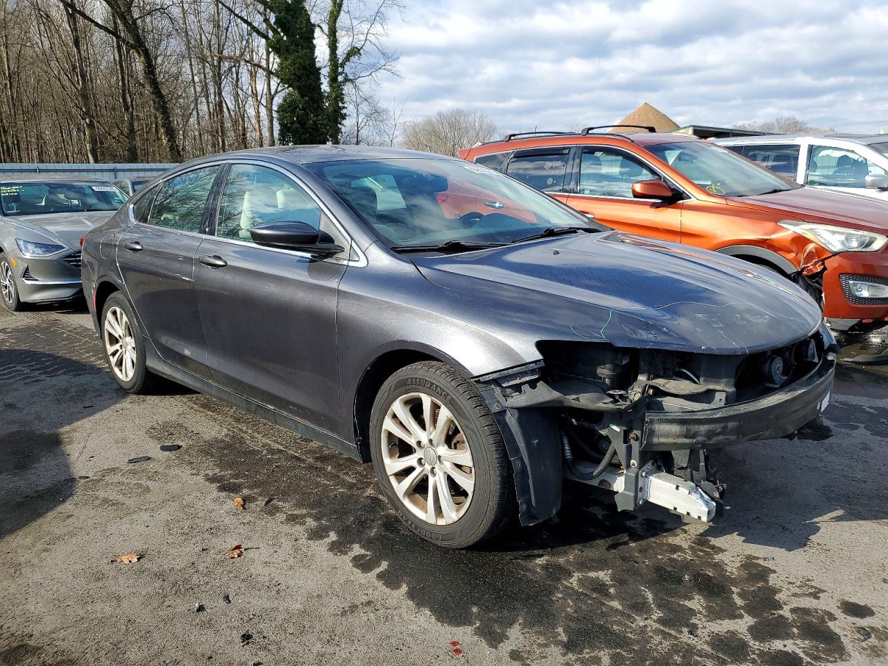 2015 CHRYSLER 200 LIMITED photo 4