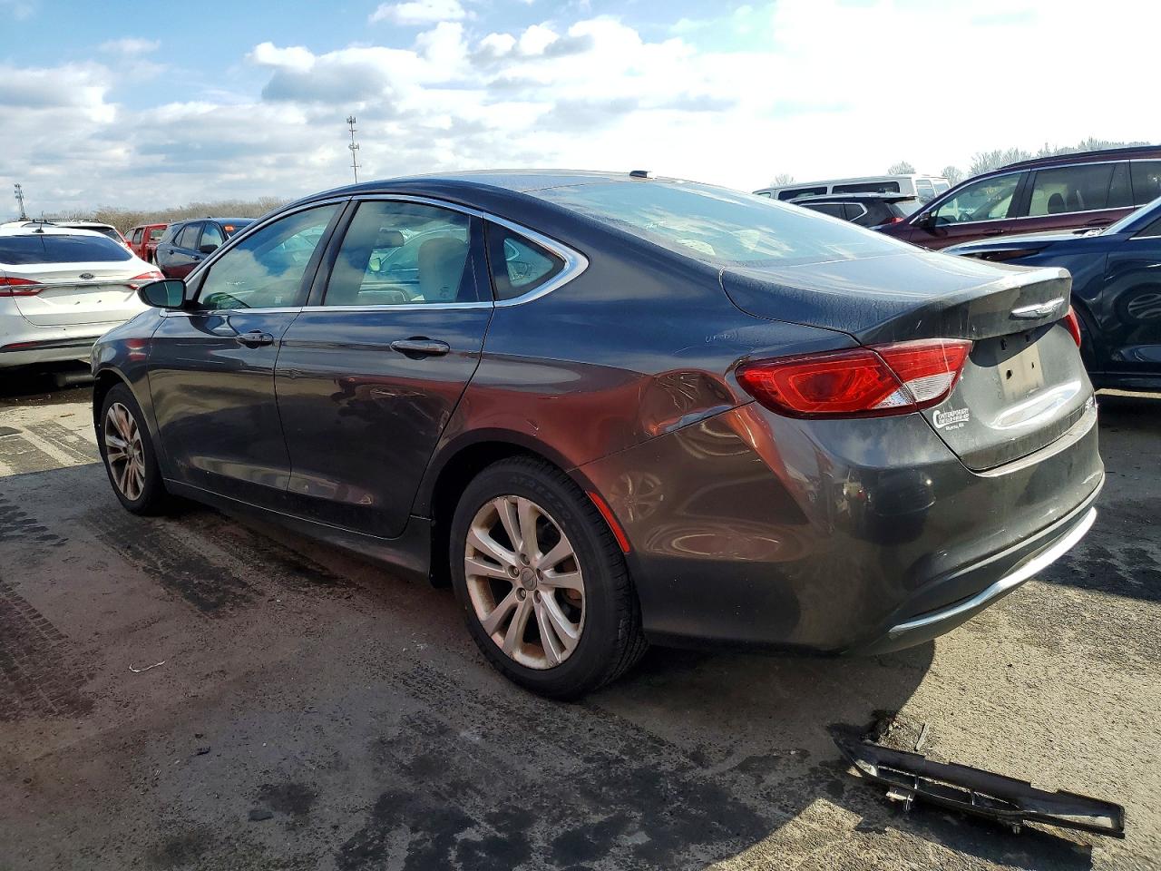 2015 CHRYSLER 200 LIMITED photo 2