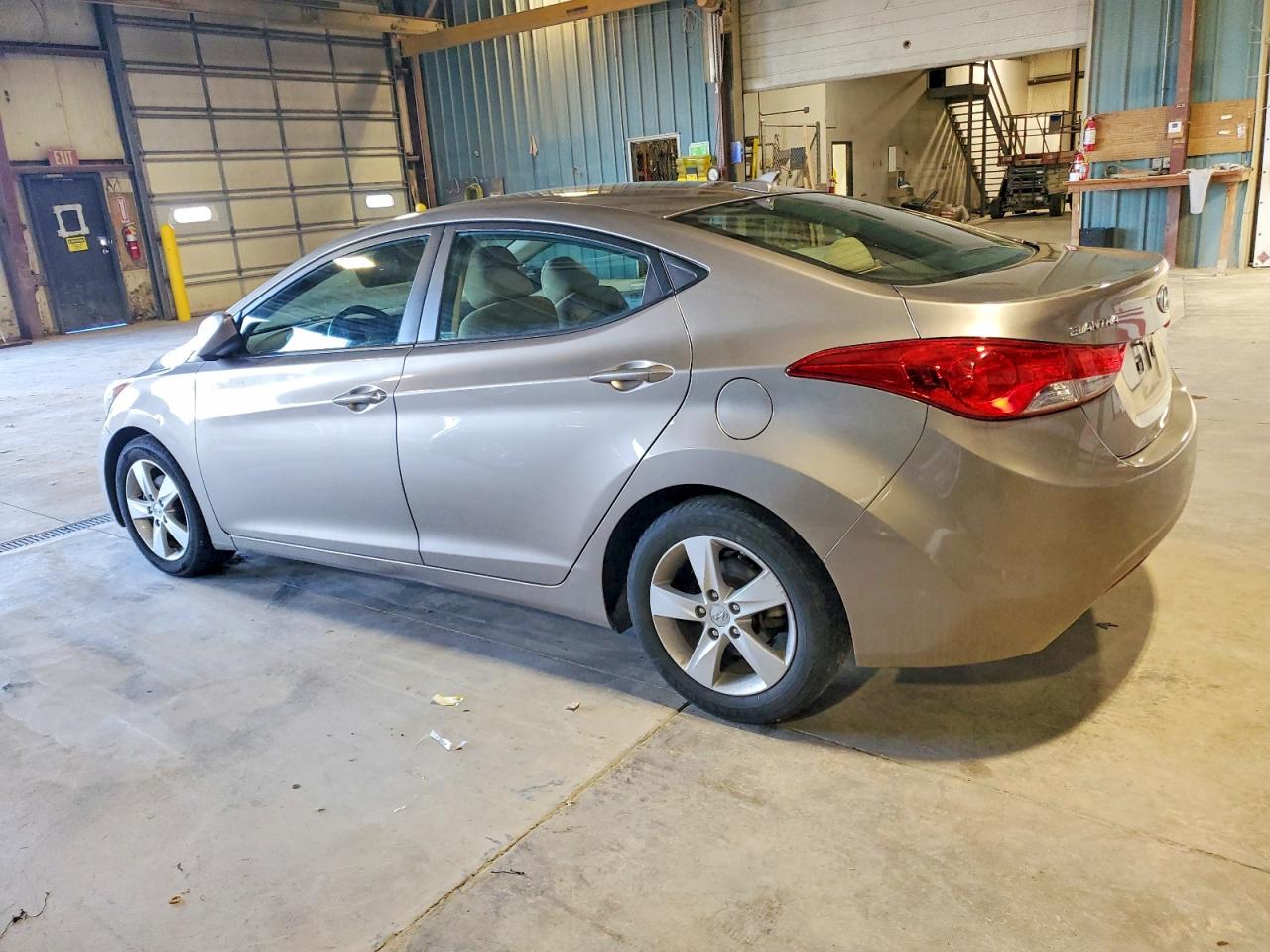 2013 HYUNDAI ELANTRA GLS photo 2