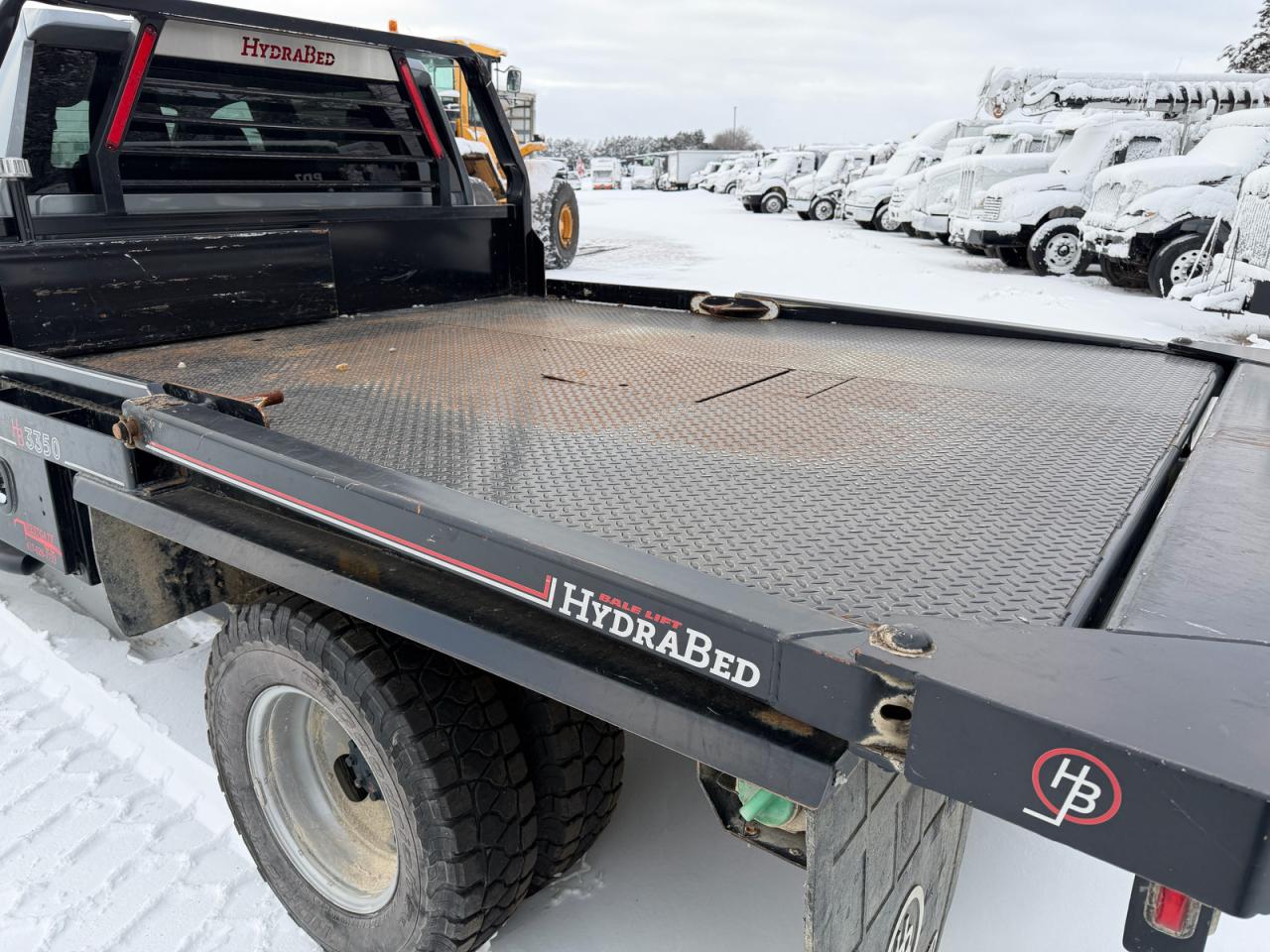 2024 CHEVROLET SILVERADO K3500 LT photo 17