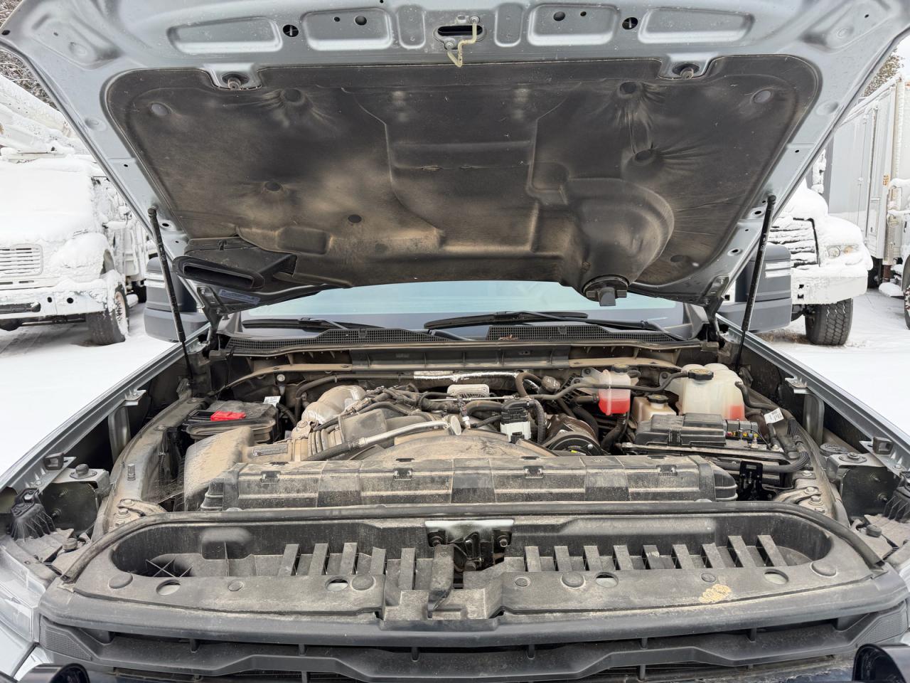 2024 CHEVROLET SILVERADO K3500 LT photo 13