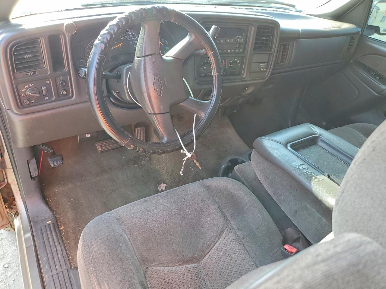 2003 CHEVROLET SILVERADO C1500 photo 8