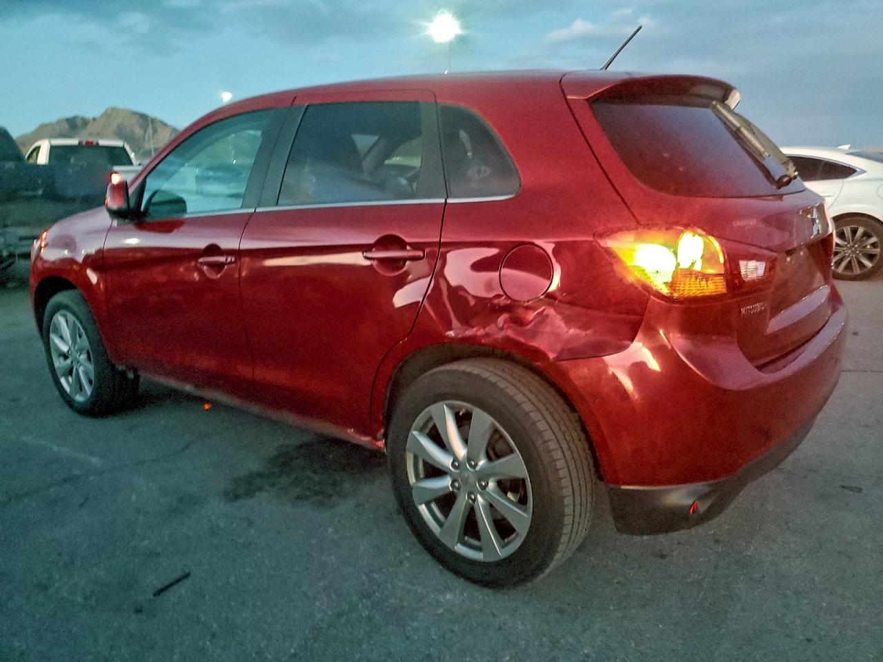 2015 MITSUBISHI OUTLANDER SPORT SE photo 2