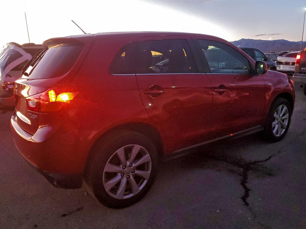 2015 MITSUBISHI OUTLANDER SPORT SE photo 3
