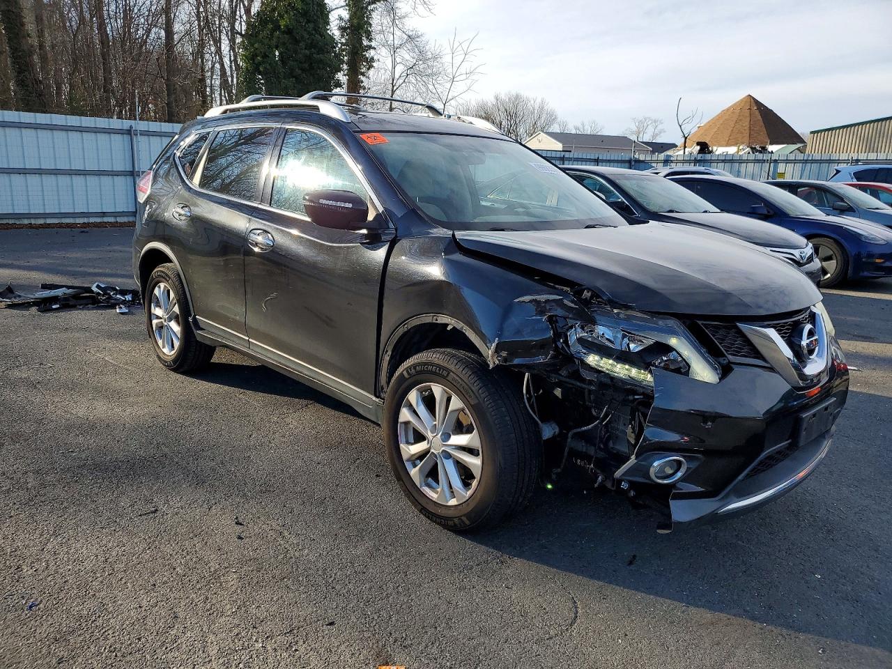 2016 NISSAN ROGUE S photo 4