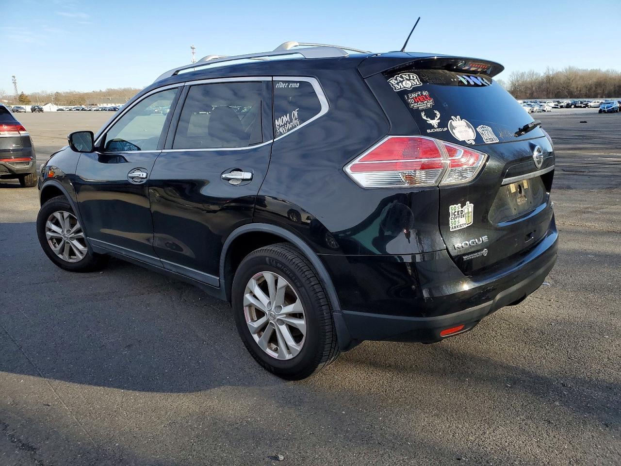 2016 NISSAN ROGUE S photo 2