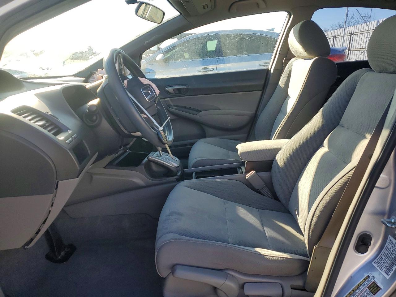 2010 HONDA CIVIC LX photo 7