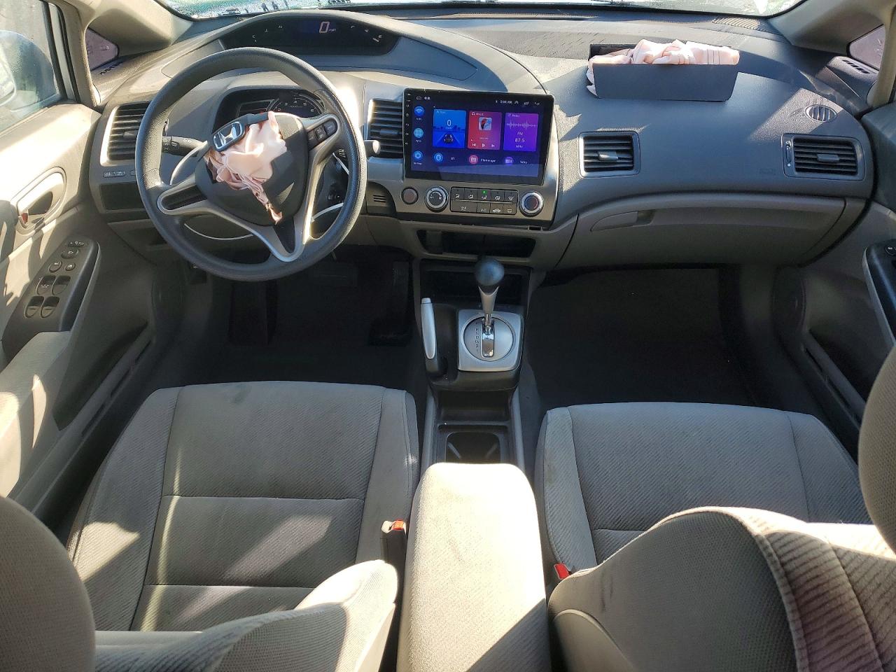 2010 HONDA CIVIC LX photo 8