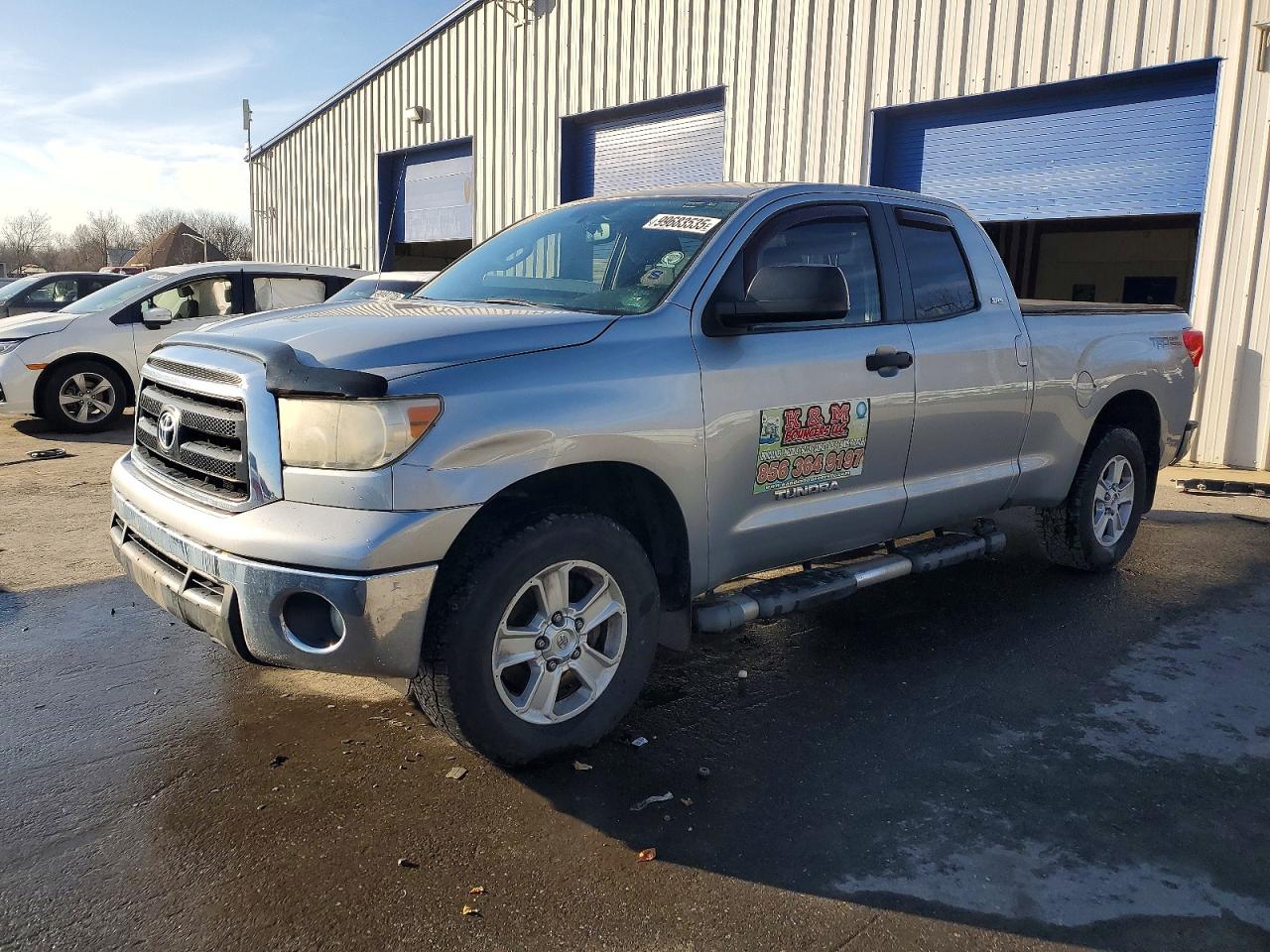 2012 TOYOTA TUNDRA