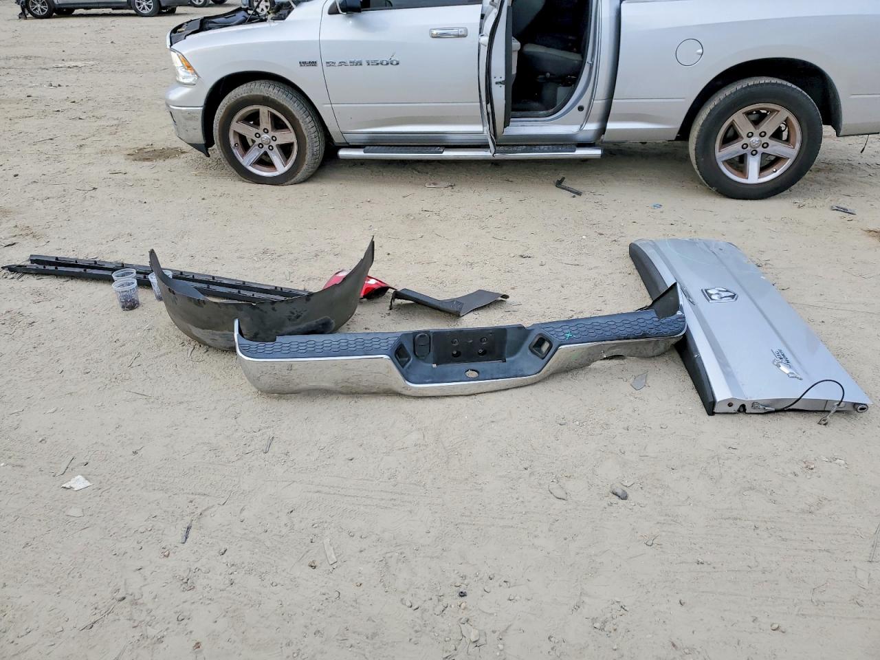 2011 DODGE RAM 1500 photo 12