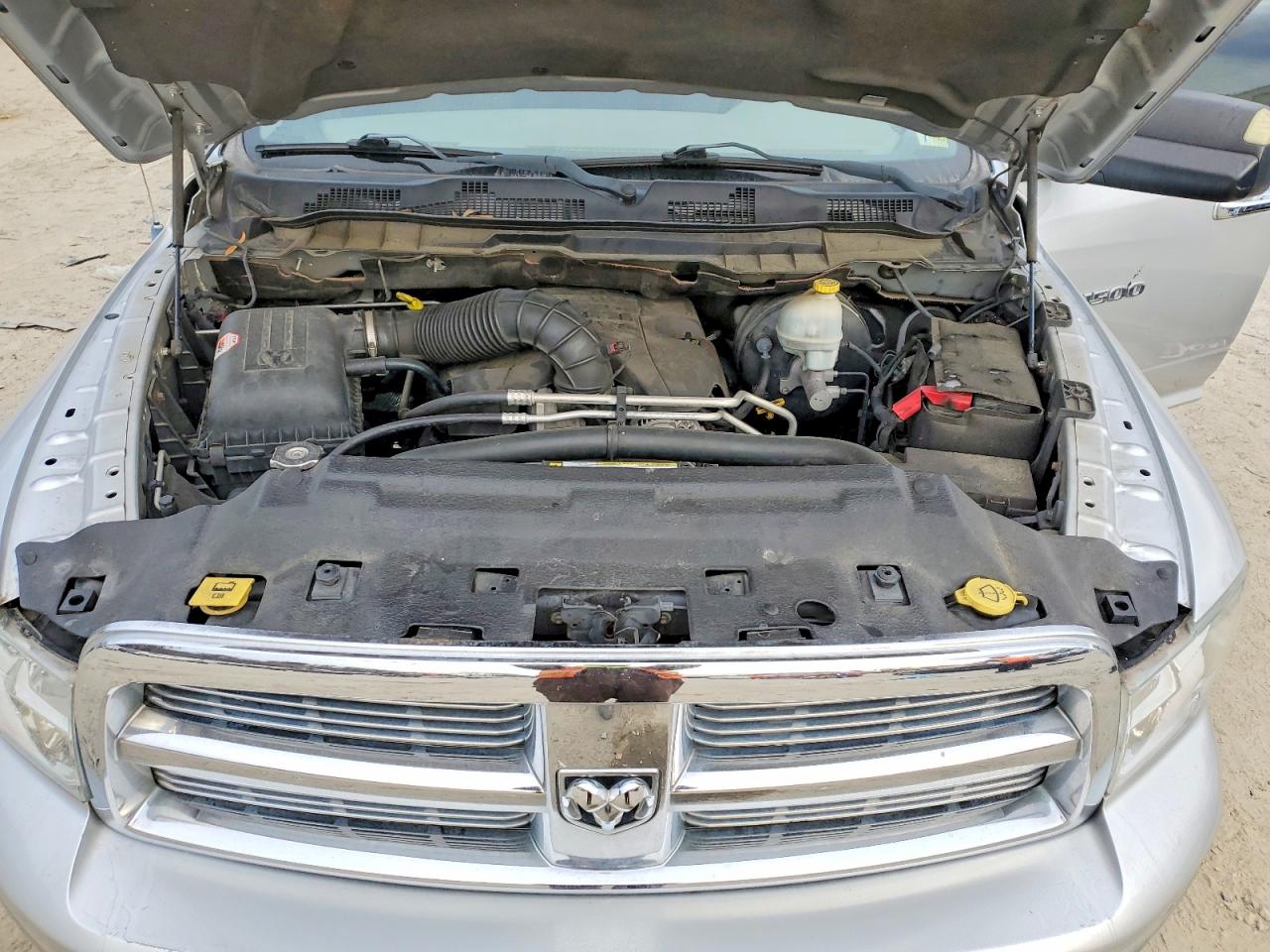 2011 DODGE RAM 1500 photo 11