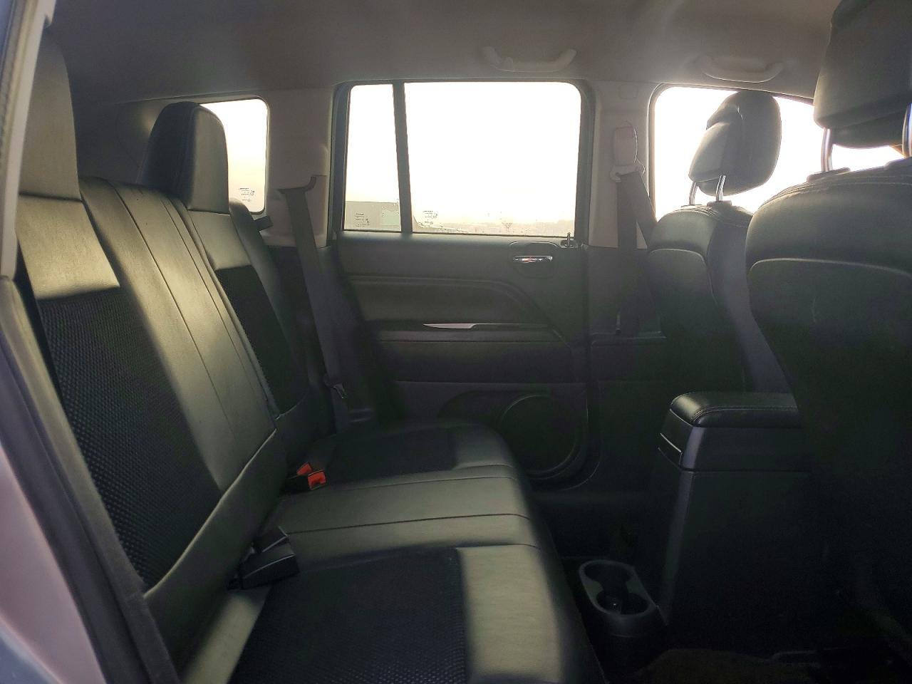 2016 JEEP COMPASS LATITUDE photo 11